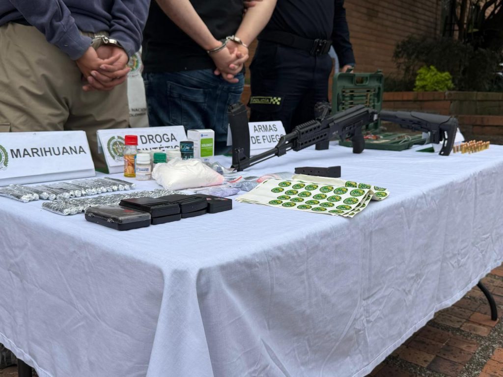 Capturados dos presuntos integrantes
del grupo delincuencial organizado ‘La
Terraza’.